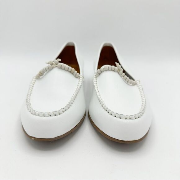 White Leather Unisa Flex Loafer Slip-on Wood Bead Detail Sz 8.5 - Picture 3 of 12